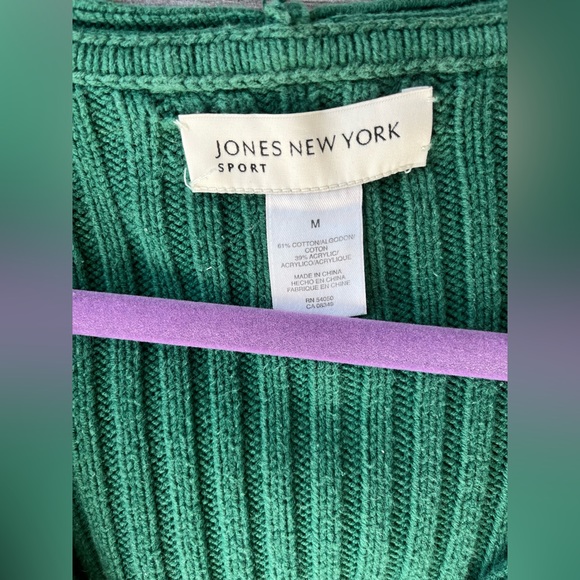 Jones New York Sport Green Knit Three-Button Pullover Sweater w/ Hood - Picture 3 of 9